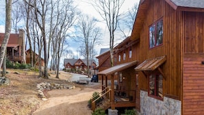 Exterior - Firesky Lodge at Eagles Nest (Banner Elk)