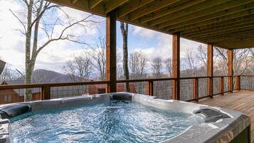 Cabin, Multiple Beds, Hot Tub, Mountain View (Firesky Lodge at Eagles Nest) | Outdoor spa tub