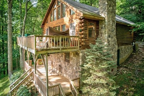 Property grounds - Banner Bunks at River Run (Banner Elk)