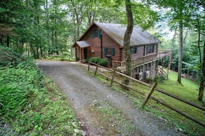 Exterior - Banner Bunks at River Run (Banner Elk)