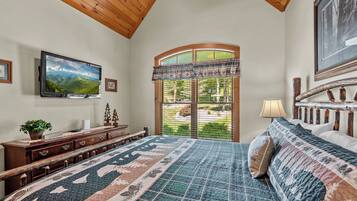 House, Multiple Beds, Hot Tub, Mountain View (The Trinity at Sugar Mountain) | 6 bedrooms, individually decorated, individually furnished, bed sheets