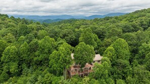 Exterior - Stags Leap at Yonahlossee (Boone)