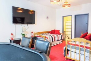 7 habitaciones, wifi gratis y ropa de cama