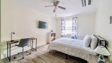 1 bedroom, iron/ironing board, WiFi, bed sheets