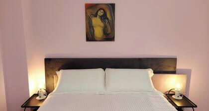Deluxe Suite con Terrazzo a due Passi dal Corso Vittorio Emanuele