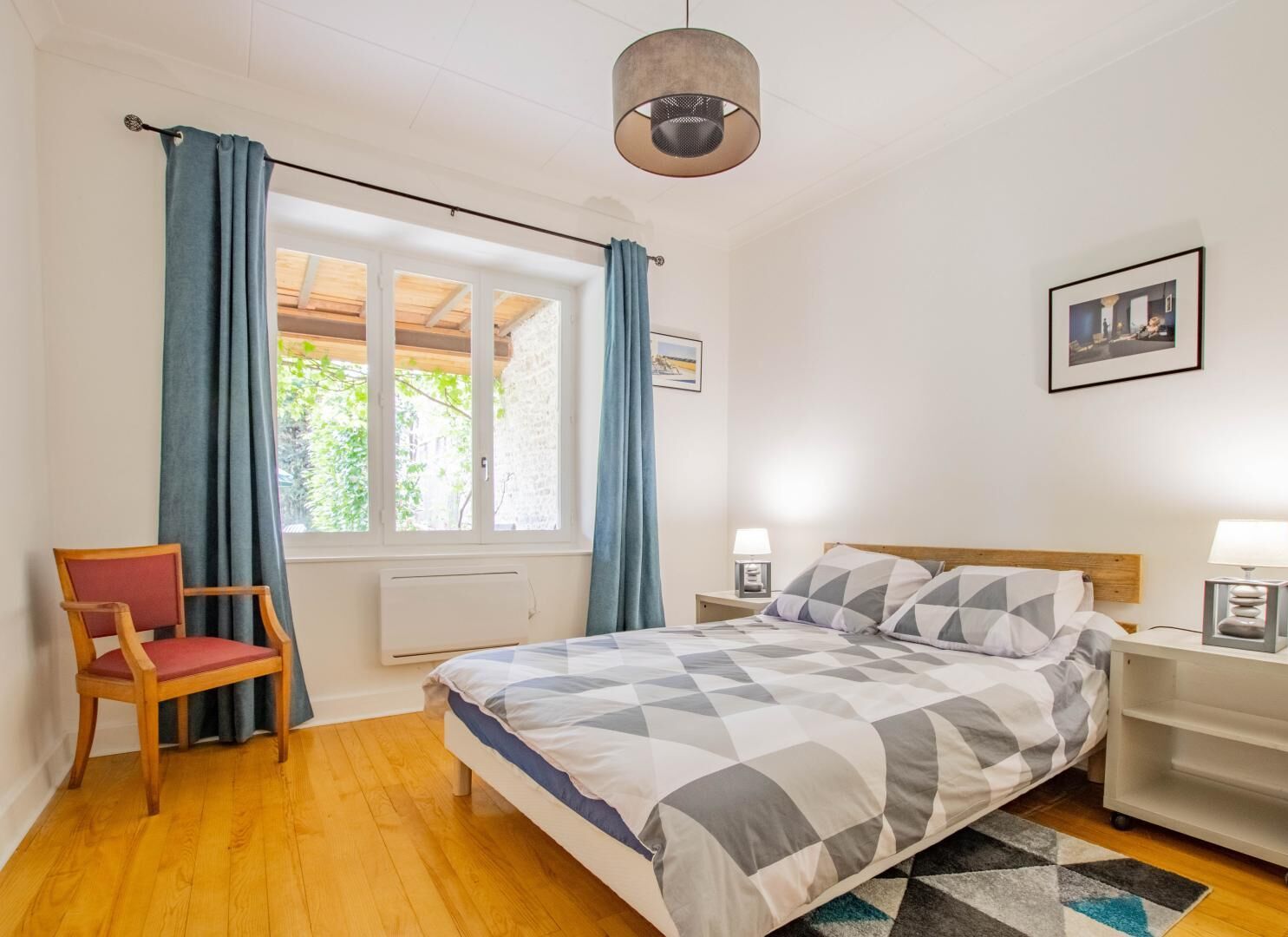 2 bedrooms, internet