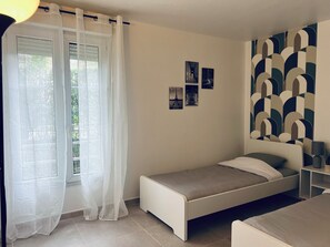 2 bedrooms, iron/ironing board, travel cot, free WiFi - Appartement Spacieux et Calme (Bussy-Saint-Georges)