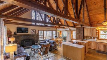 Cabin, Berbilang Katil, Patio, Mountain View (Bear Valley) | Ruang tamu | Pendiangan