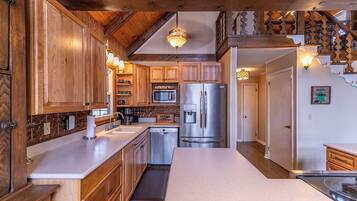 Cabin, Multiple Beds, Patio, Mountain View (Bear Valley) | Private kitchen | Coffee/tea maker