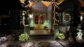 Unclassified image, 4 of 73, button - The HeartStone Lodge at Eagles Nest (Elk Park)