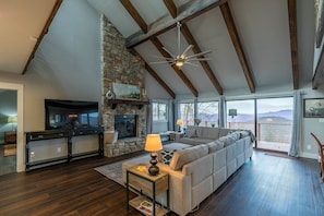 House, Multiple Beds, Patio, Mountain View (Sunrise Summit) | Living area | Fireplace - Sunrise Summit (Banner Elk)