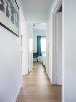 4 bedrooms, iron/ironing board, travel cot, free WiFi