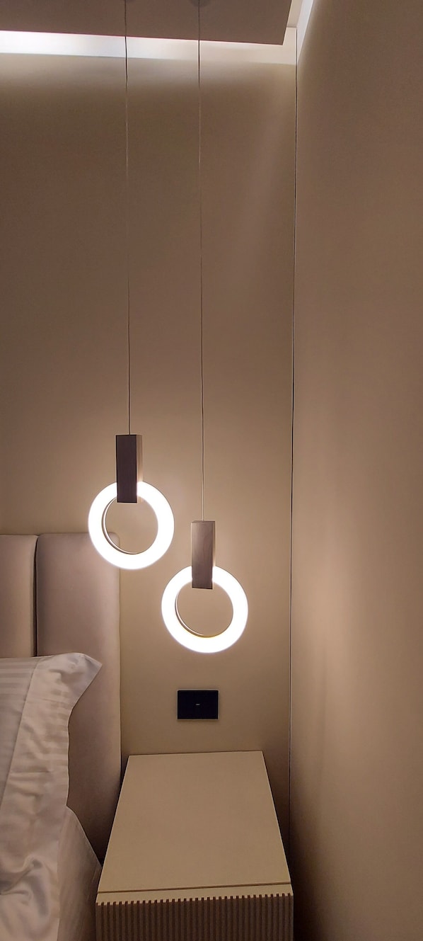 1 chambre, fer et planche à repasser, Wi-Fi, literie fournie