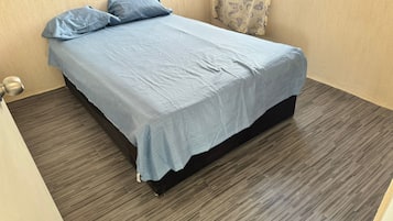 2 soverom og sengetøy