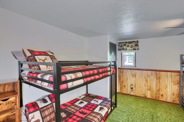 2 bedrooms, free WiFi, bed sheets