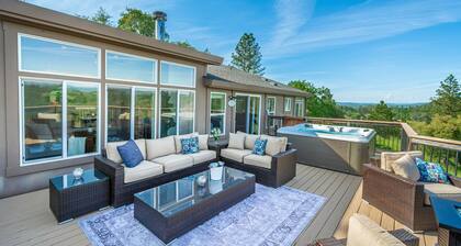 Hot Tub - BBQ - Pool Table - Mountain View - Close to Wedding Venues