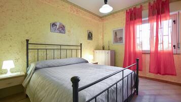 1 Schlafzimmer, Bügeleisen/Bügelbrett, kostenloses WLAN