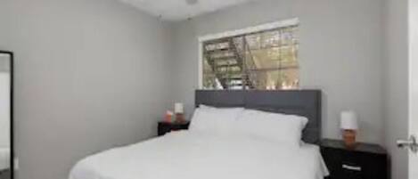 1 habitación, wifi y ropa de cama