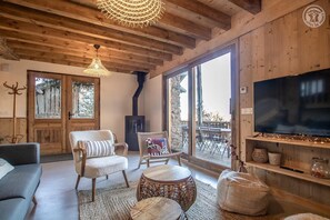 TV - LA Grange A Gustave - LE Verneil (LE VERNEIL)