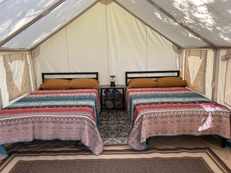 12x14 Cabin Tent. 4.5 Miles To The Sequoia National Park Entrance. - Three Rivers, CA