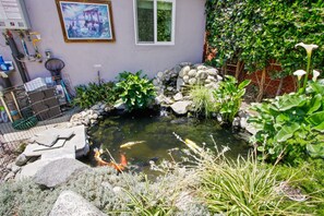 Property grounds - tsgv-alh1125-wos-3-2 (Alhambra)