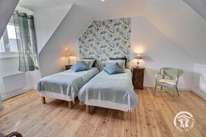 2 chambres, fer et planche à repasser, Wi-Fi gratuit, draps fournis