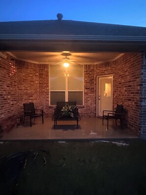 Terrace/patio - FARMHOUSE CHARM, located just 4.4 miles from Kyle Field & Texas A & M (College Station)