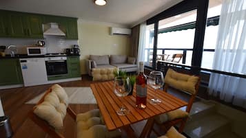 Luxury Suite | 1 bedroom, premium bedding, minibar, in-room safe