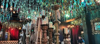 Hiking nearby, Pool and HotTub steps away, Stargazing deck, 2 King Beds!