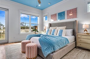 4 Schlafzimmer, Reisekinderbett, kostenloses WLAN, Bettwäsche