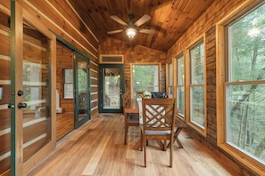 Interior - Hot Tub--Pet-Friendly--Rustic River-View Cabin (Cherry Log)
