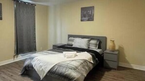 2 Schlafzimmer, Zimmersafe, Bügeleisen/Bügelbrett, kostenloses WLAN