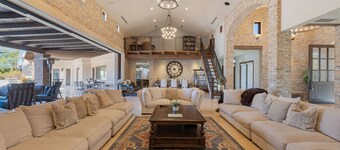 Tennis compound - 12bd. 10 bath on 4 acres. Basketball, pickleball and more!!