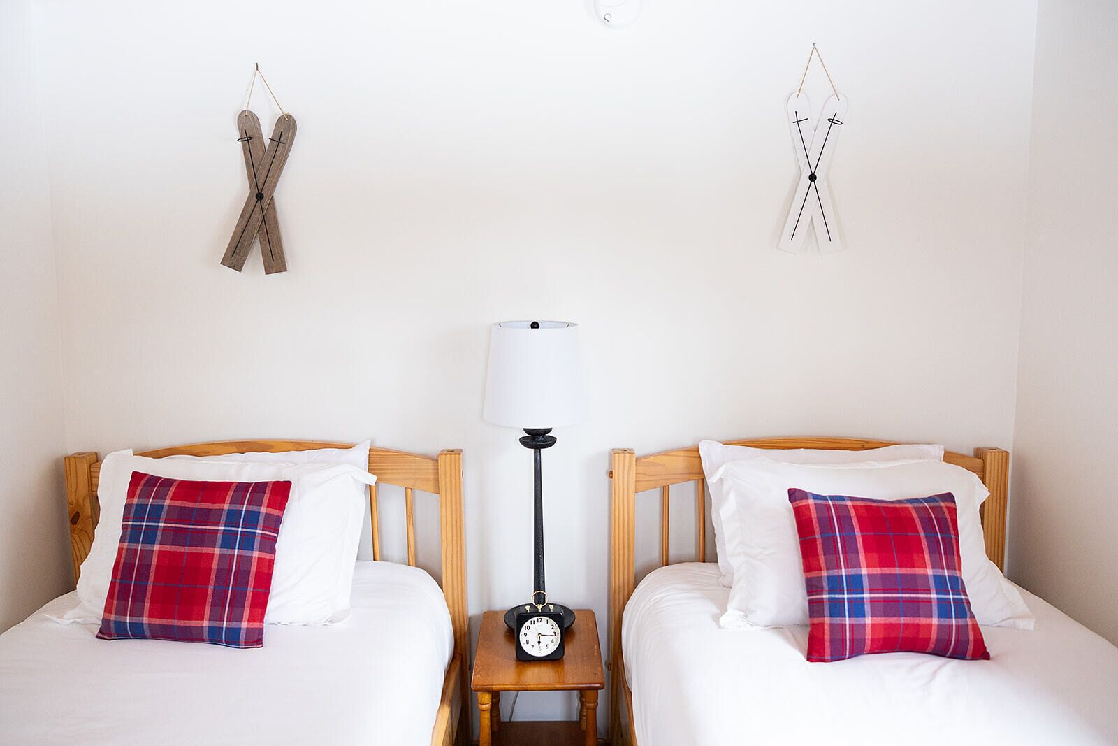 3 bedrooms, in-room safe, desk, iron/ironing board
