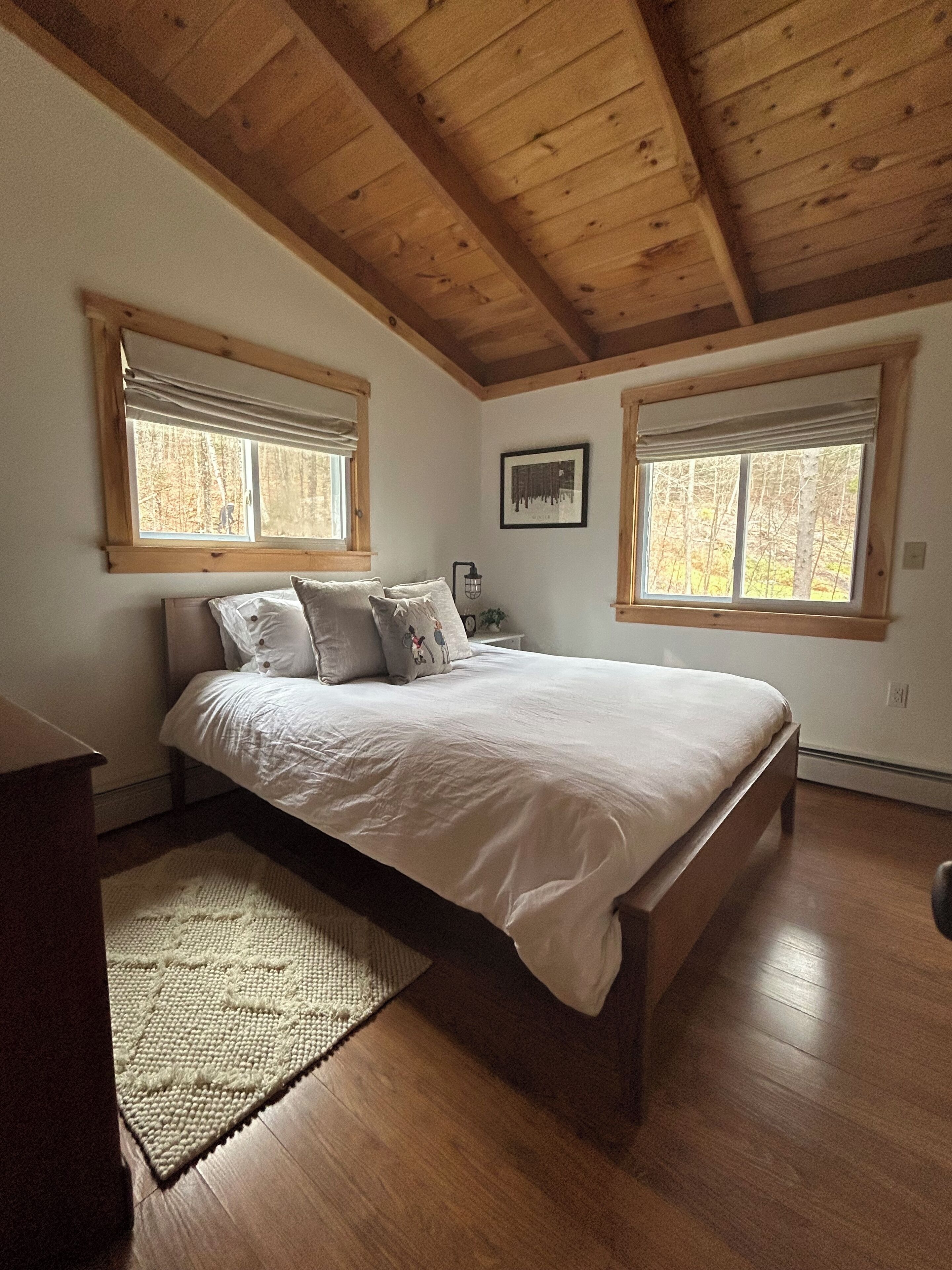 3 slaapkamers, een kluis op de kamer, een bureau