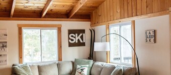 Pet-friendly retreat in the Vermont woods near Ludlow