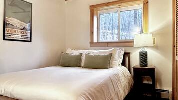 3 Schlafzimmer, Zimmersafe, Schreibtisch, Bügeleisen/Bügelbrett