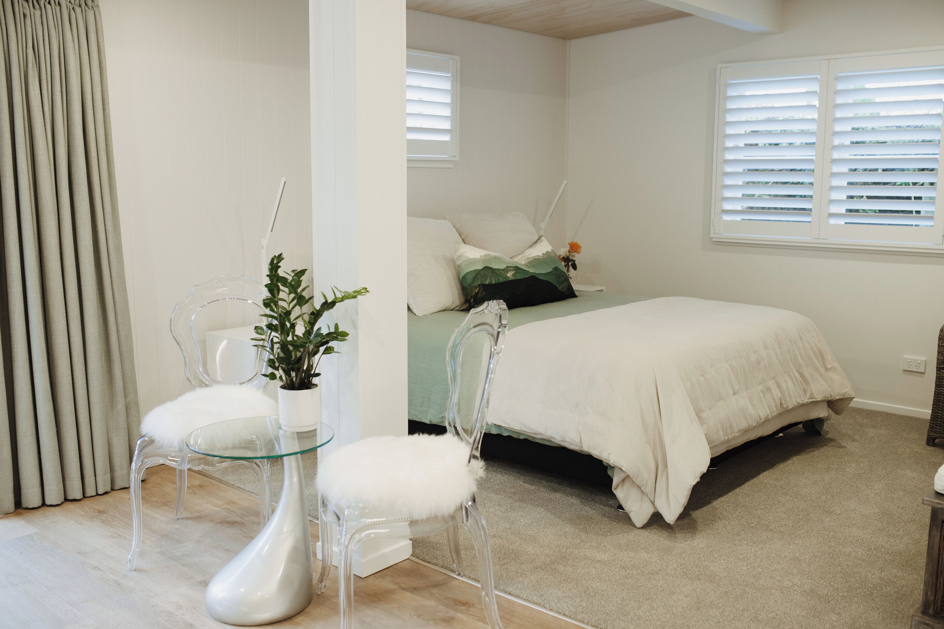 3 slaapkamers, een strijkplank/strijkijzer, gratis wifi, beddengoed