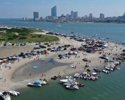 LOCATION LOCATION COVE Quiet/Private/Garden Oasis/Water SUNSETS we got a spot!