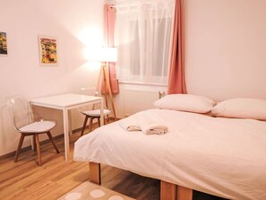 1 habitación, cuna de viaje y wifi gratis 