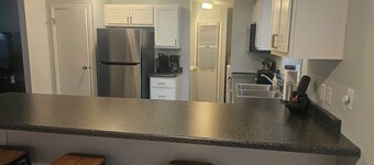 Red Oak Retreat - Cabin on the Water