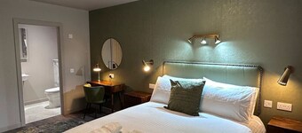 Harbourside Apartment No 1