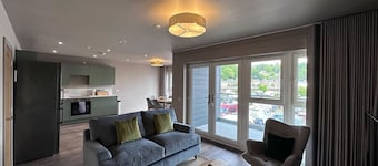 Harbourside Apartment No 2