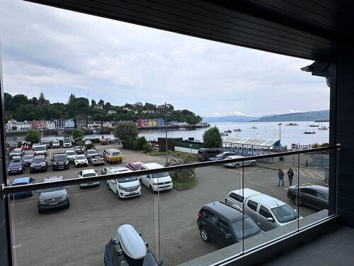 Harbourside Apartment No 2