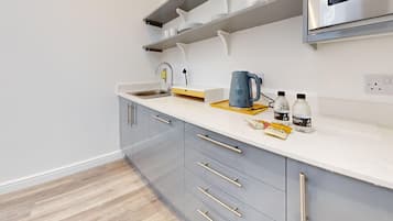 Fridge, microwave, dishwasher, toaster