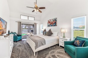 3 bedrooms, iron/ironing board, travel crib, free WiFi - Spacious Pool Home with Gorgeous Sunset Views over the Lake!
Sept & Oct Specials (Cape Coral)