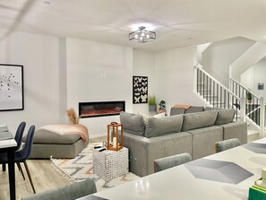 スマートテレビ、暖炉
