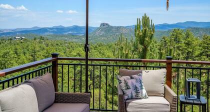 Breathtaking Views. Elevated Comfort. Pets Welcome