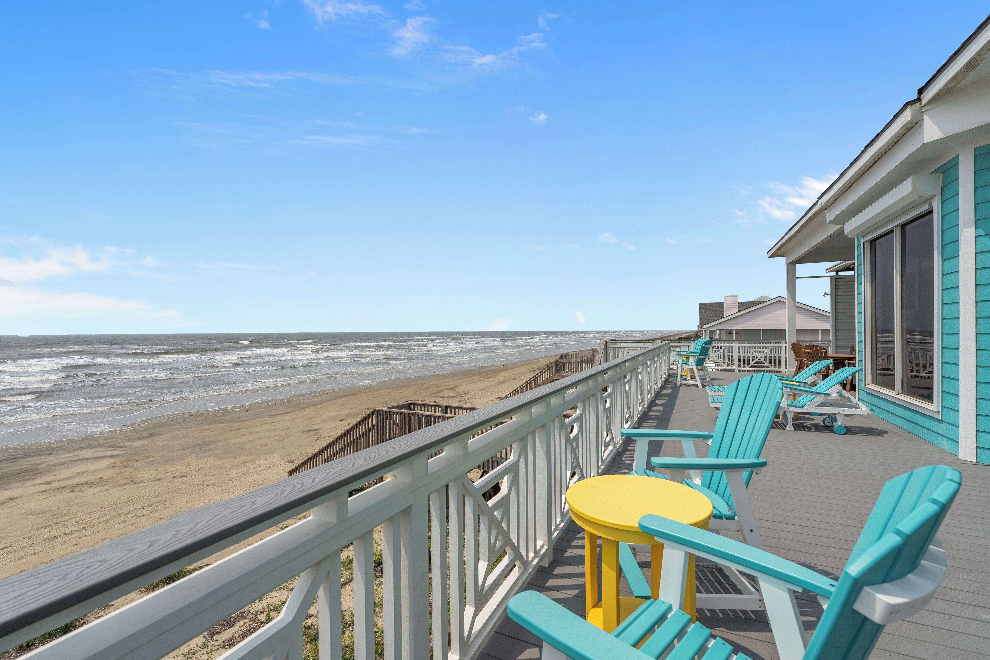 Magical Views, Beachfront Property with Private Beach Access