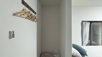 Premium Single Room, Non Smoking | Desk, laptop workspace, free WiFi, bed sheets